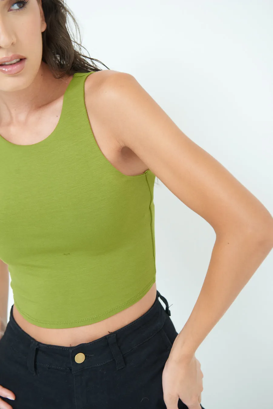 Sleeveless crop top wholesale
