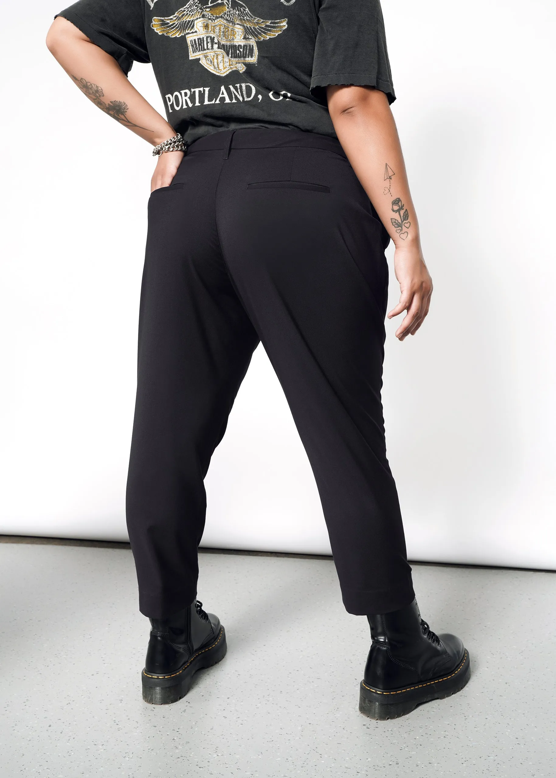 The Empower Slim Crop Pant