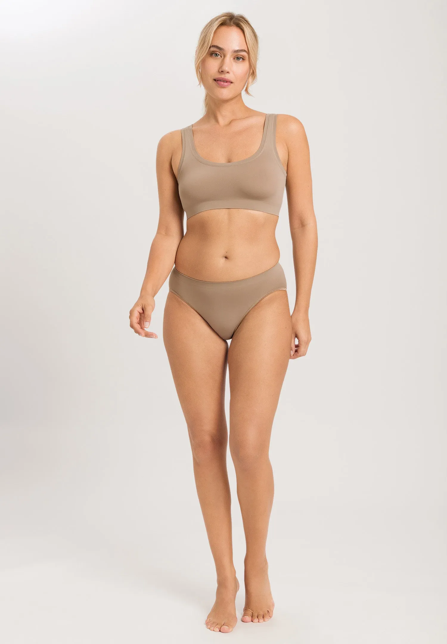 Touch Feeling Crop Top | Deep Taupe 71810-2828