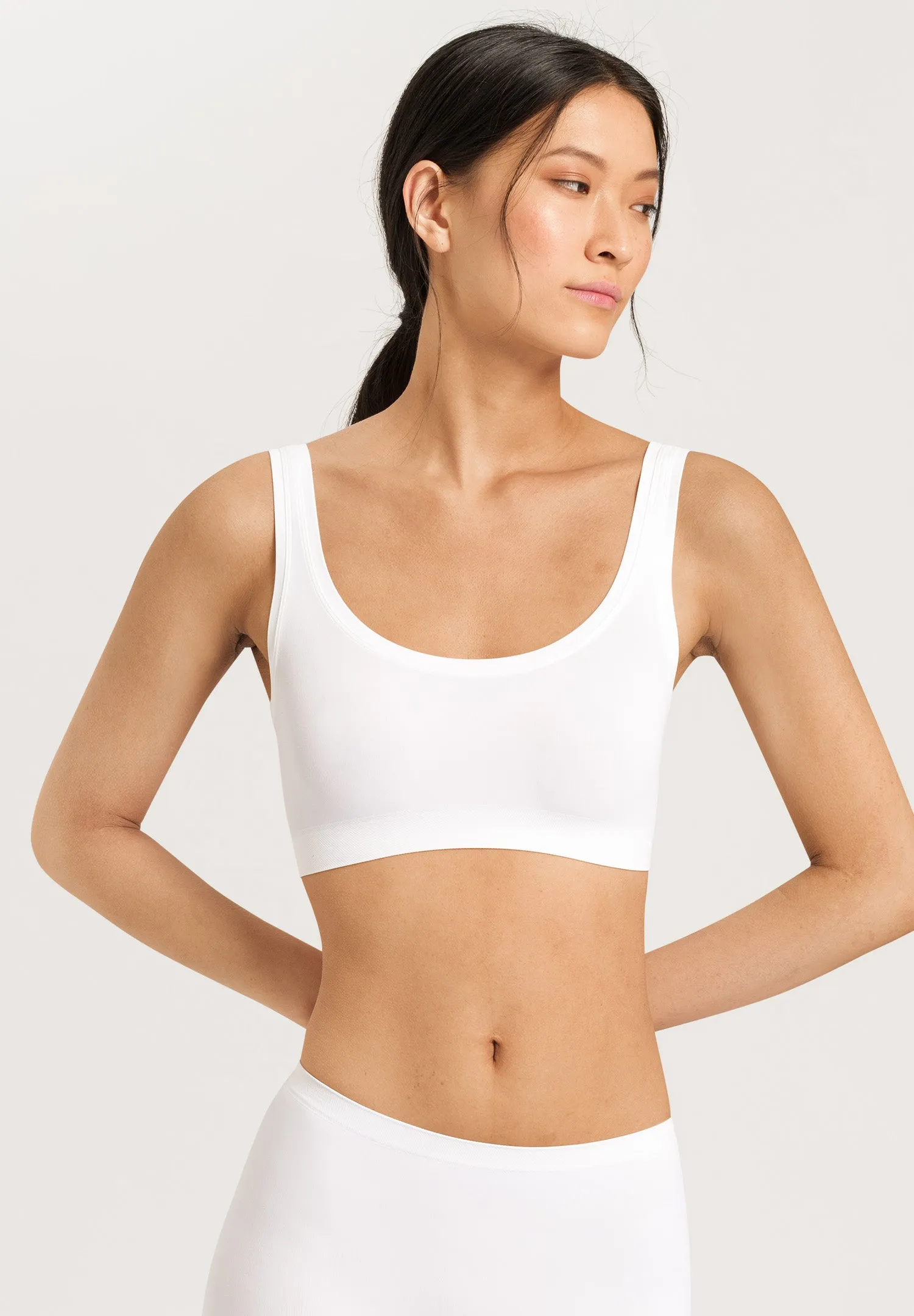 Touch Feeling Crop Top | White 71810-101